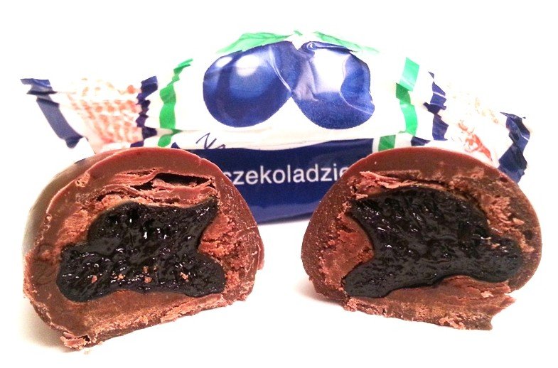 波蘭Śliwki　plum-in-chocolate